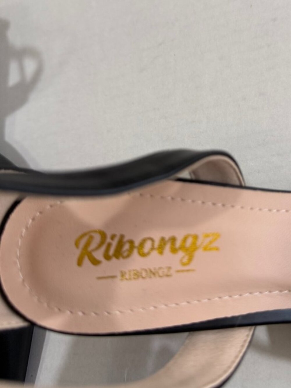Ribongz Black Heels size 8 - Picture 2 of 8